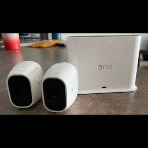 Arlo pro 2 security cameras